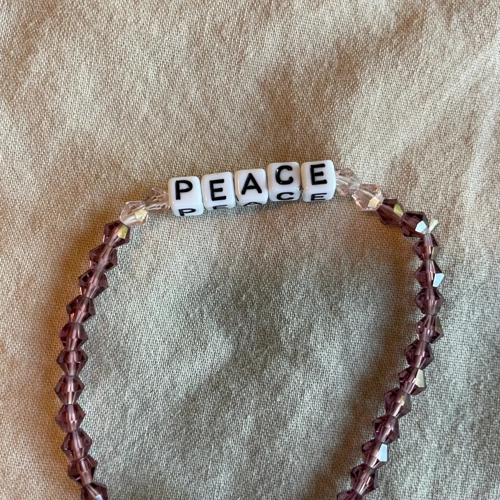 NWT PEACE Bracelet - Picture 2 of 2